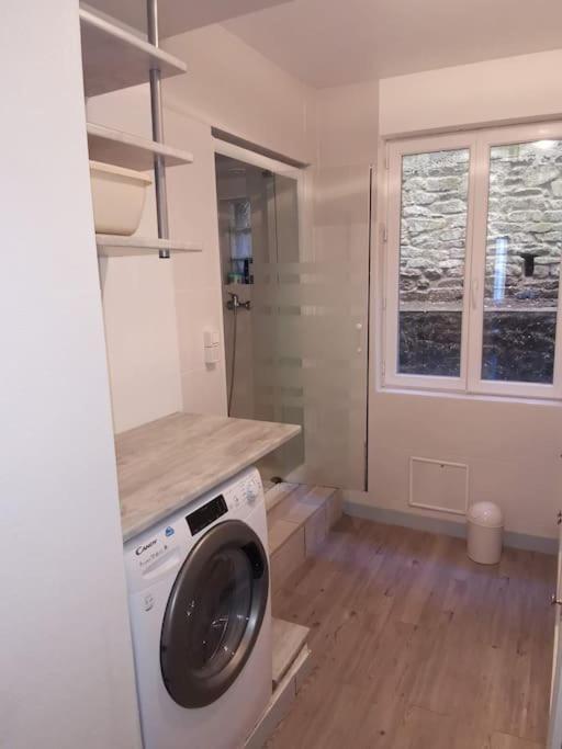 Appartement Spacieux Et Agreable Сен-Брук Екстериор снимка